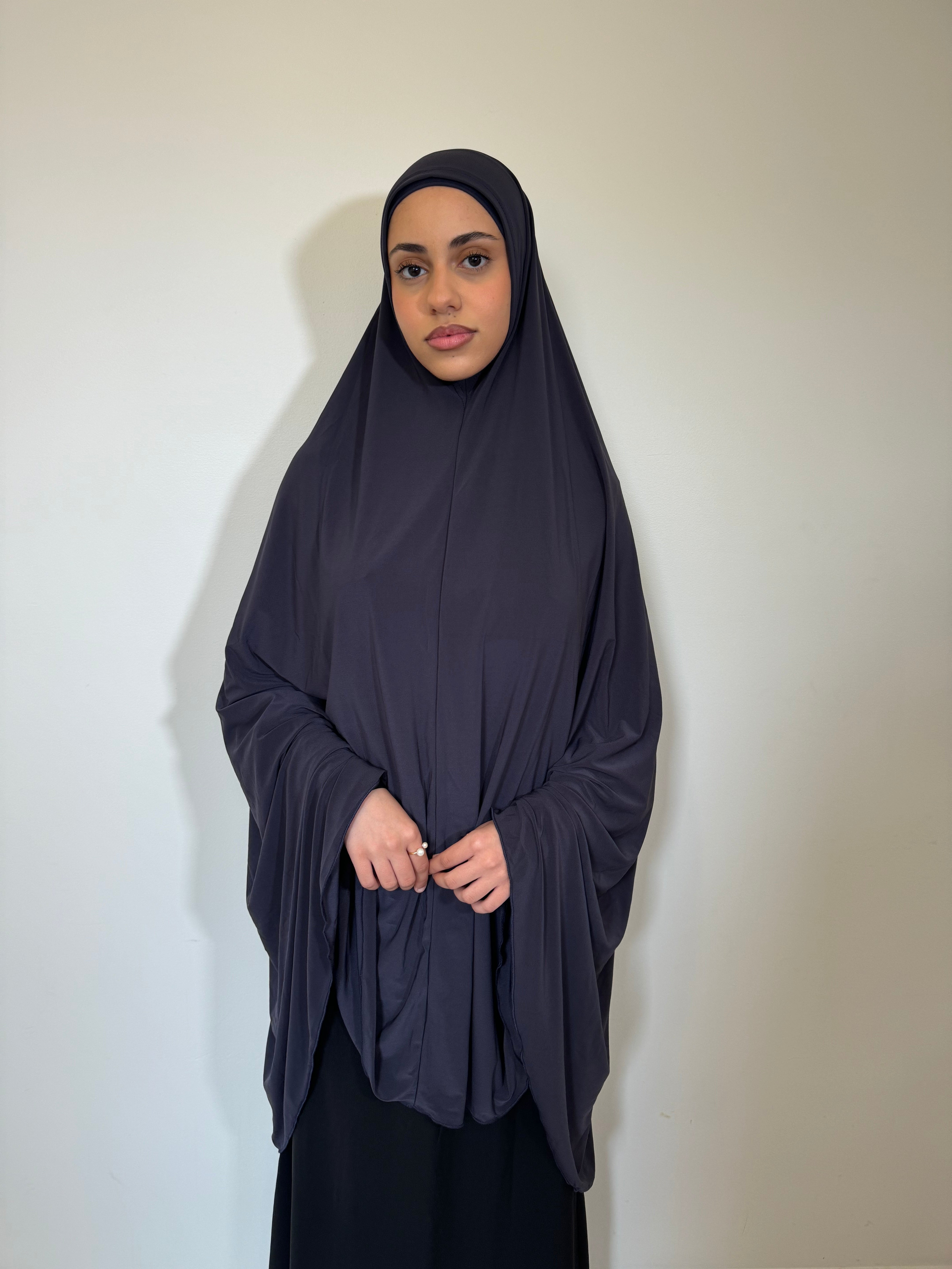 Iron sleeveless Jilbab