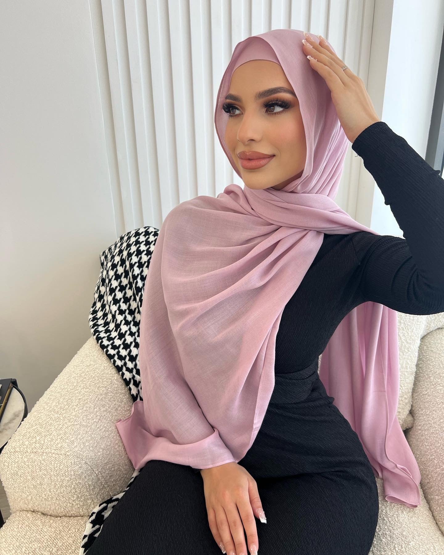 Ameena Set